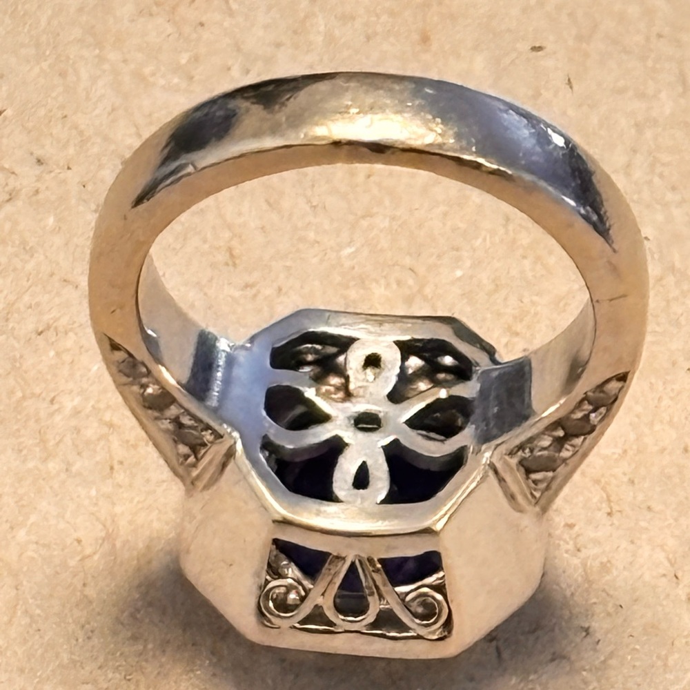 Elegant Tanzanite Cushion Cut Ring - Picture 8 of 8